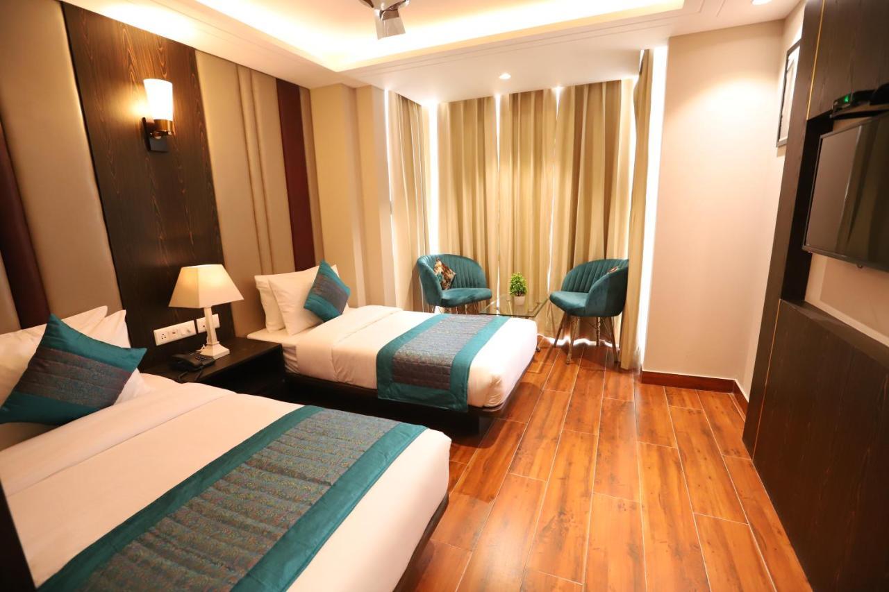 Hotel The Magic Tree - Paharganj นิวเดลี ภายนอก รูปภาพ