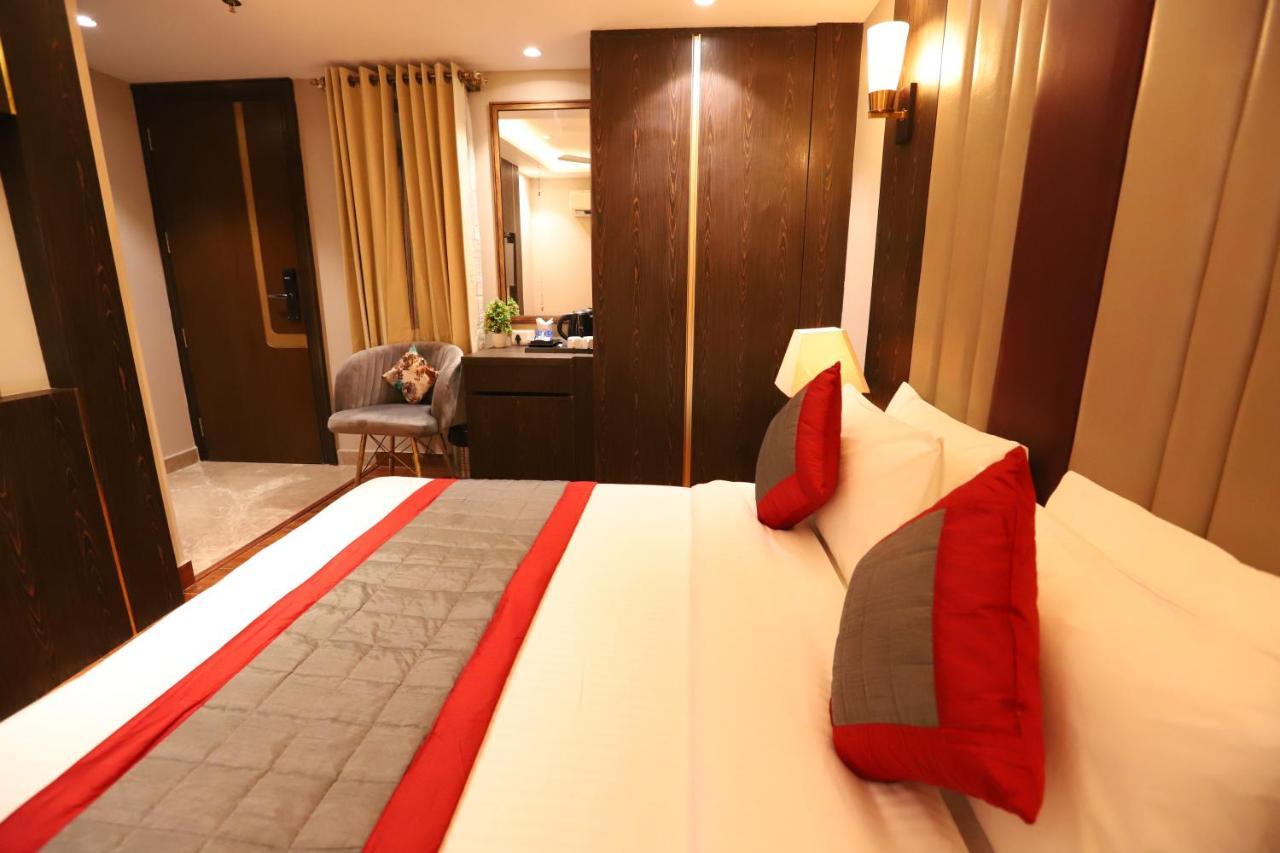 Hotel The Magic Tree - Paharganj นิวเดลี ภายนอก รูปภาพ