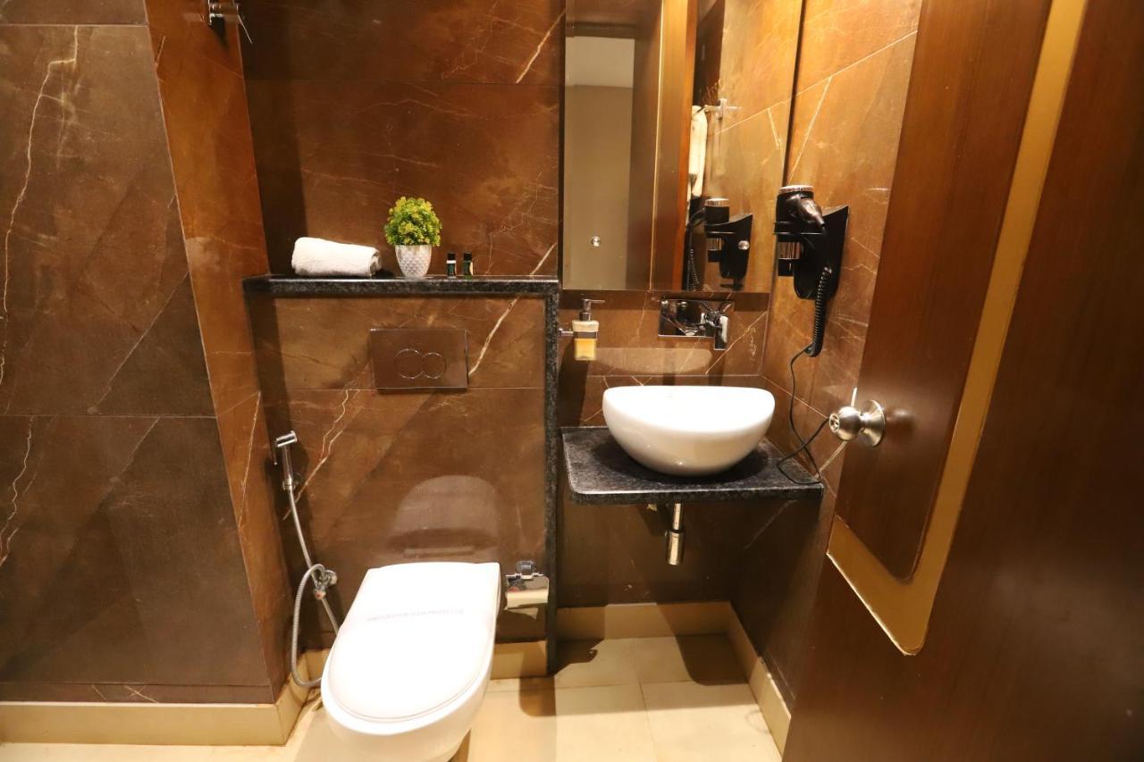 Hotel The Magic Tree - Paharganj นิวเดลี ภายนอก รูปภาพ