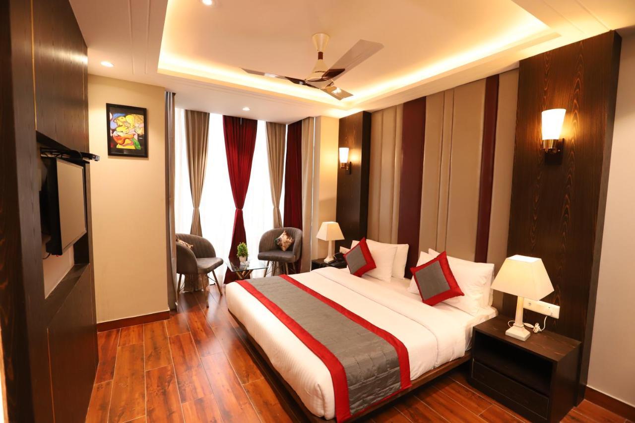 Hotel The Magic Tree - Paharganj นิวเดลี ภายนอก รูปภาพ