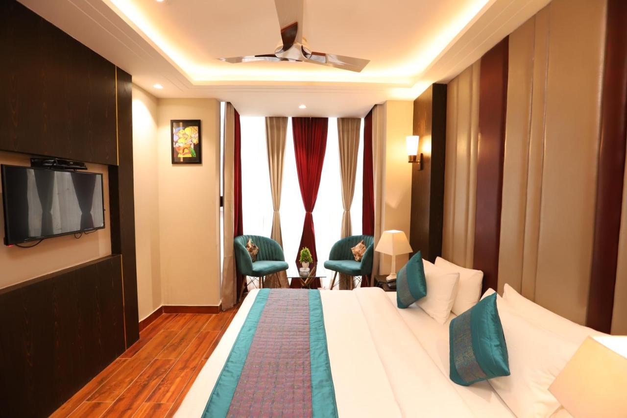 Hotel The Magic Tree - Paharganj นิวเดลี ภายนอก รูปภาพ