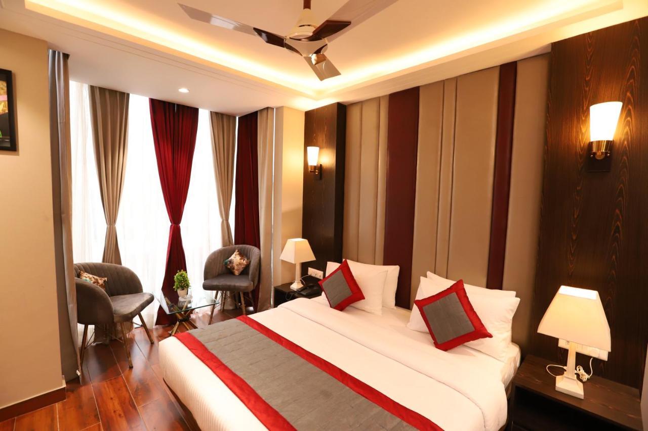 Hotel The Magic Tree - Paharganj นิวเดลี ภายนอก รูปภาพ