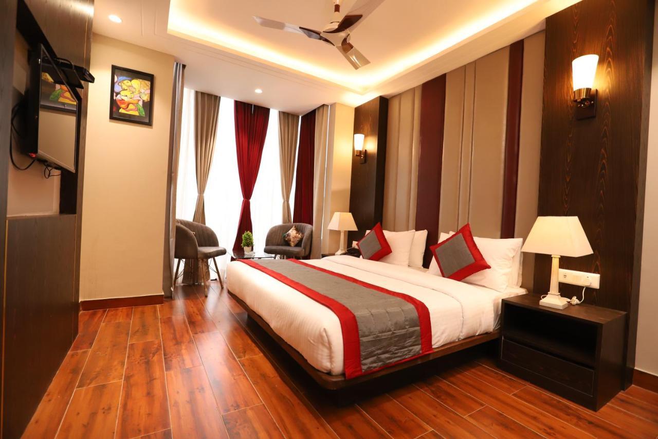 Hotel The Magic Tree - Paharganj นิวเดลี ภายนอก รูปภาพ