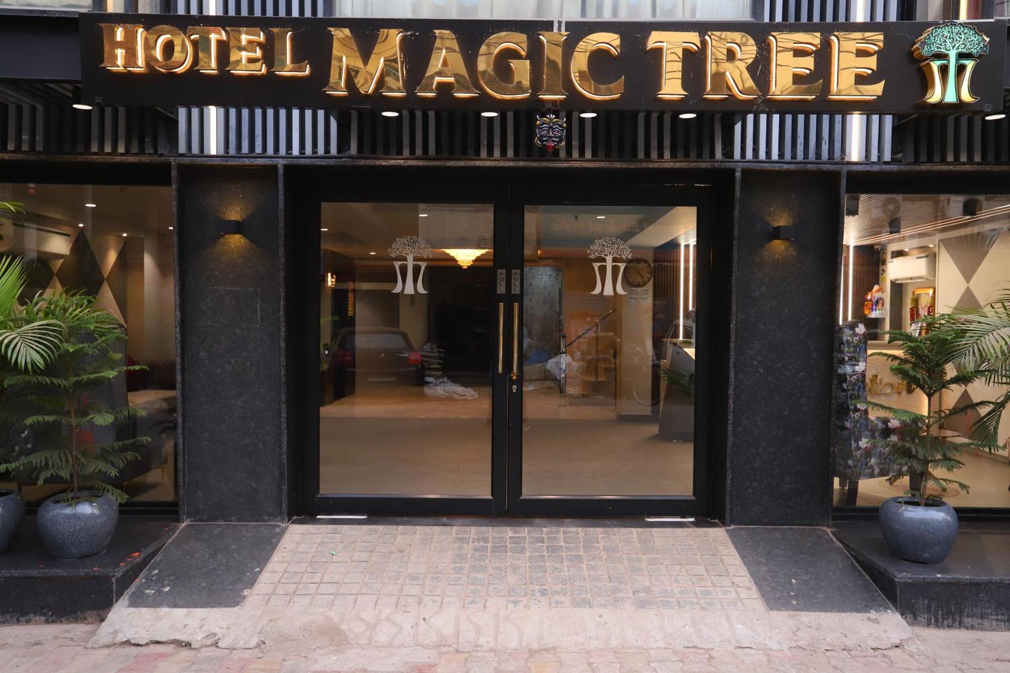 Hotel The Magic Tree - Paharganj นิวเดลี ภายนอก รูปภาพ