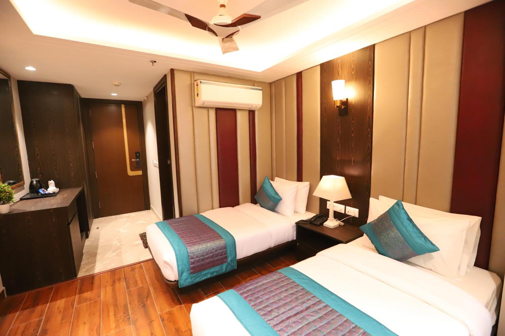 Hotel The Magic Tree - Paharganj นิวเดลี ภายนอก รูปภาพ