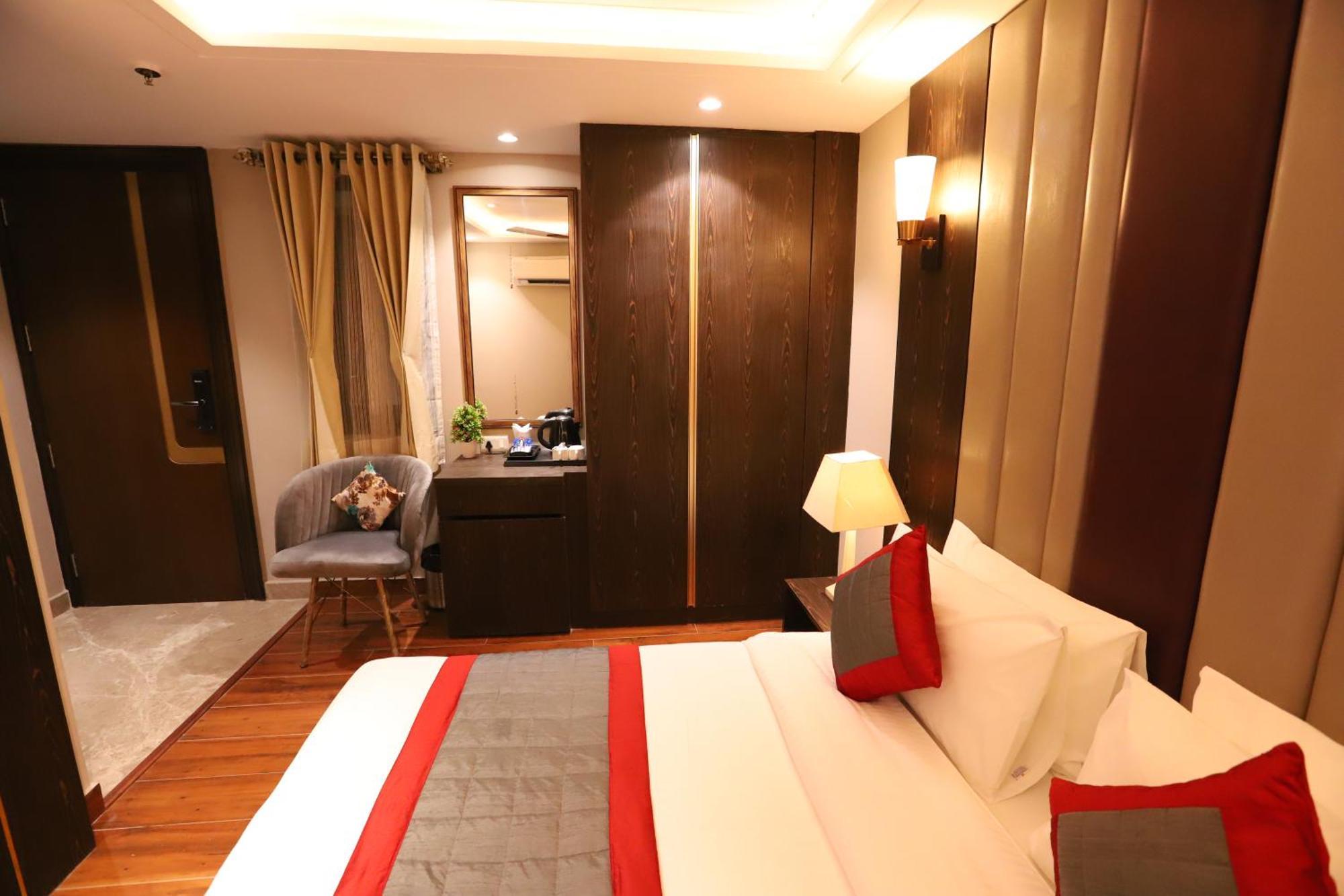 Hotel The Magic Tree - Paharganj นิวเดลี ภายนอก รูปภาพ