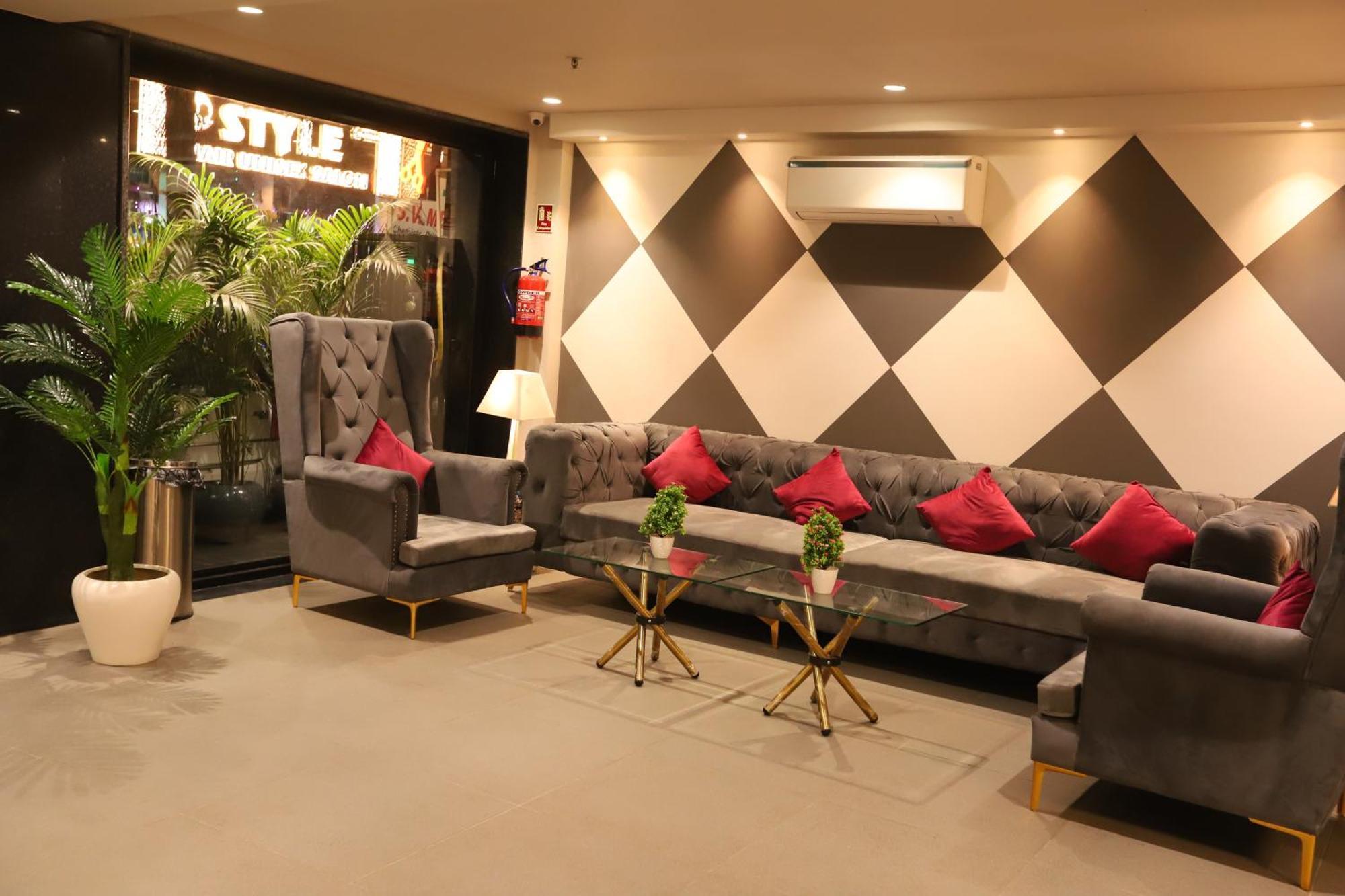 Hotel The Magic Tree - Paharganj นิวเดลี ภายนอก รูปภาพ